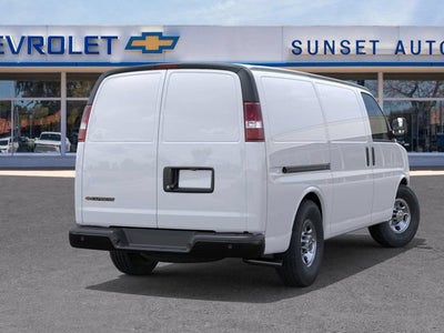 2025 Chevrolet Express Cargo WT