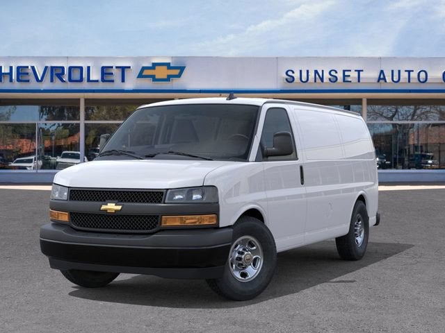 2025 Chevrolet Express Cargo WT