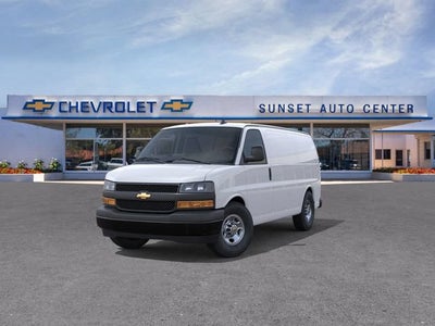 2025 Chevrolet Express Cargo WT