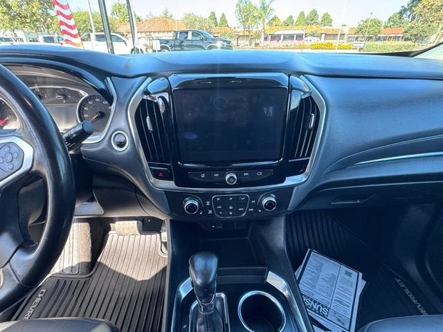 2021 Chevrolet Traverse LT Leather