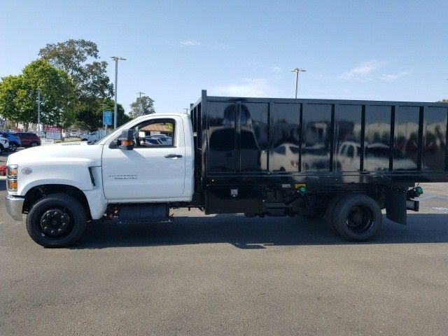 2023 Chevrolet Silverado 5500 HD Work Truck