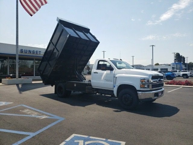 2023 Chevrolet Silverado 5500 HD Work Truck