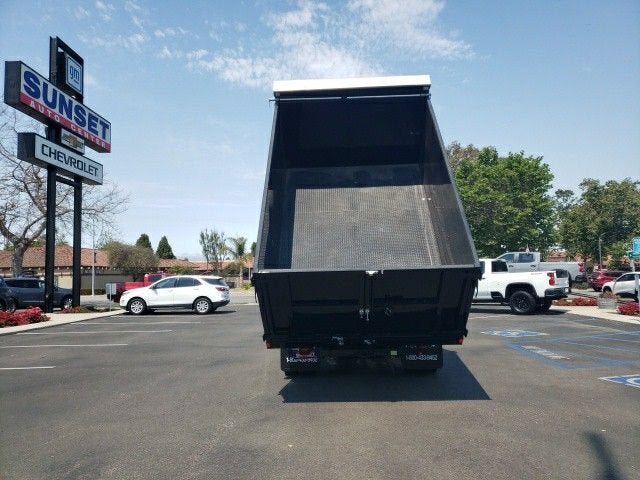 2023 Chevrolet Silverado 5500 HD Work Truck