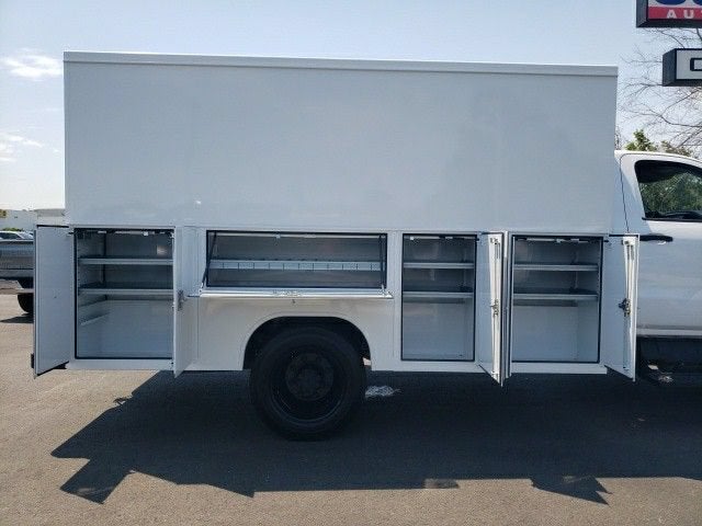 2024 Chevrolet Silverado 5500 HD Work Truck