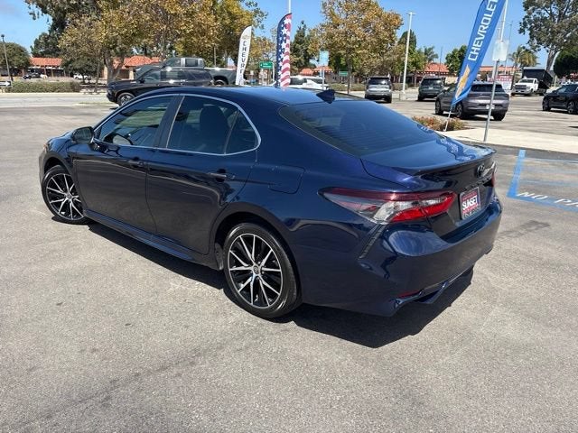 2022 Toyota Camry SE